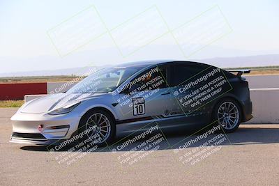 media/Apr-10-2022-Speed Ventures (Sun) [[fb4af86624]]/Teslacorsa A/Grid/